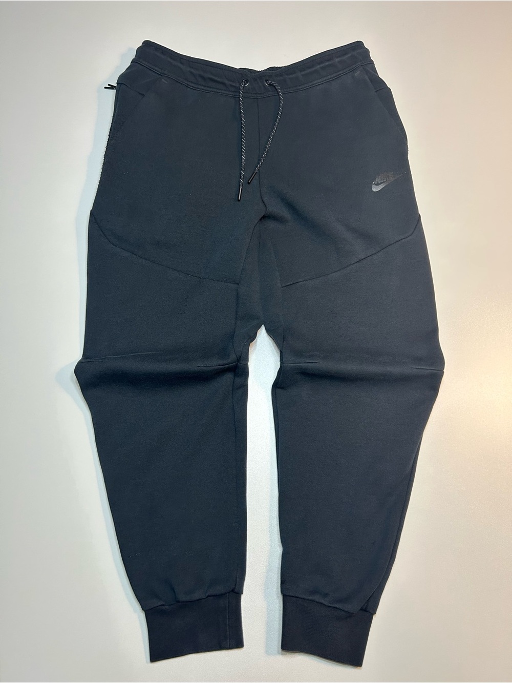Nike Sportswear Black Tech Fleece Joggers Tapered Fit Pocket Sweatpants